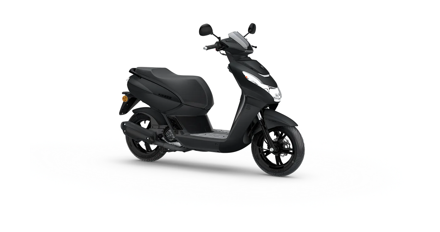 Peugeot Kisbee S 50 Black Edition in Mad Black scooter